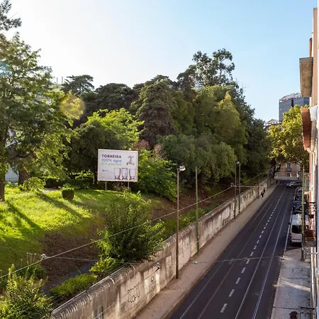 Apartament Altido Fresh 2-bed Flat Nearby Garden Marcelino Mesquita